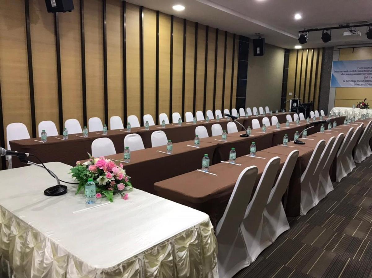 Siva Royal Hotel Phatthalung Kültér fotó